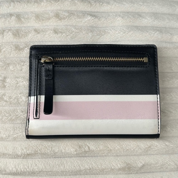 Kate Spade Wallet! - Picture 2 of 6
